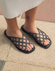 Sandalias Planas Mujer Cuero Trenzado Ellinor Negro Bullboxer
