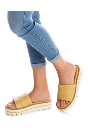 CARMELA SANDALIAS MUJER CUERO ANOUK-9-12 AMARILLO