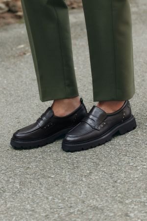 MOCASINES CUERO LOREA-4-73 NEGRO