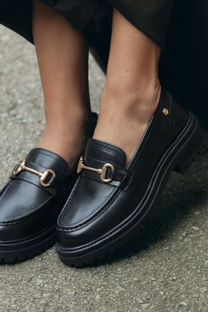 MOCASINES CUERO MONTSE-4-82 NEGRO